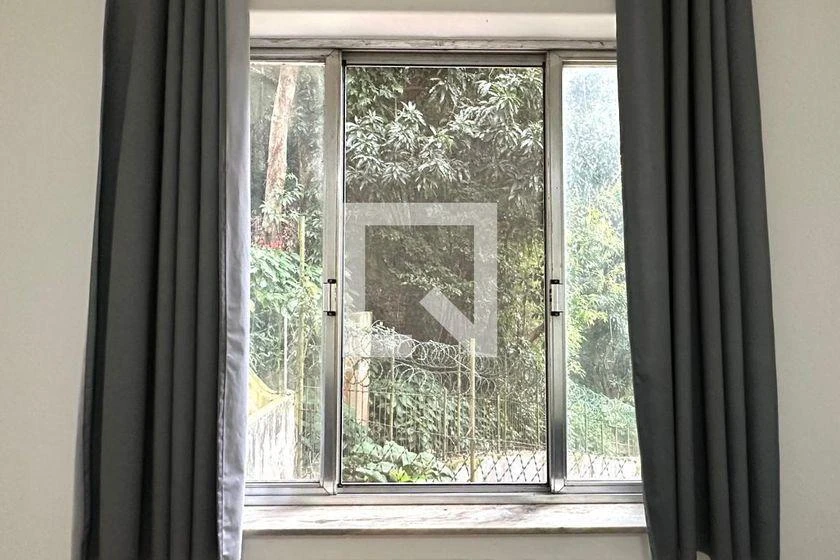 Furnished 1-bedroom apartment with 65 m² and 2 bathrooms — photo 14