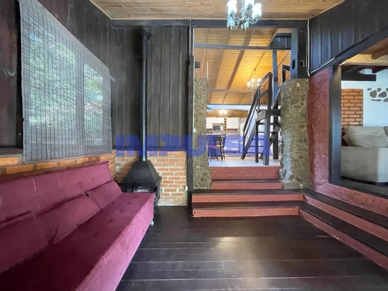3-bedroom house with a fireplace in Florianópolis