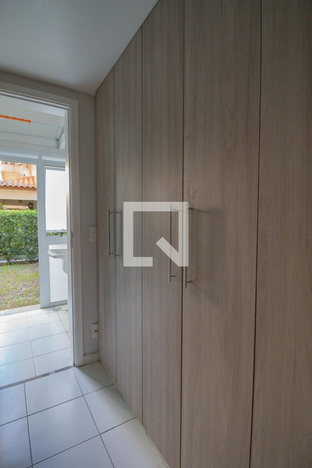 Furnished apartment, 75 m², with a walk-in closet — photo 15