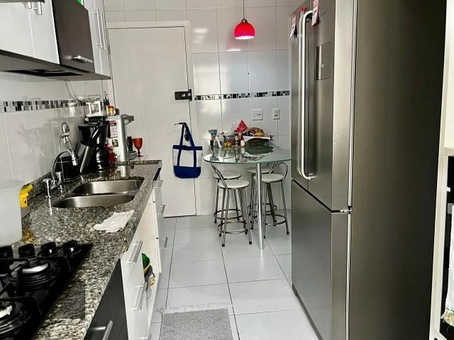 Apartamento sem mobília com 3 quartos e churrasqueira na varanda — photo 25