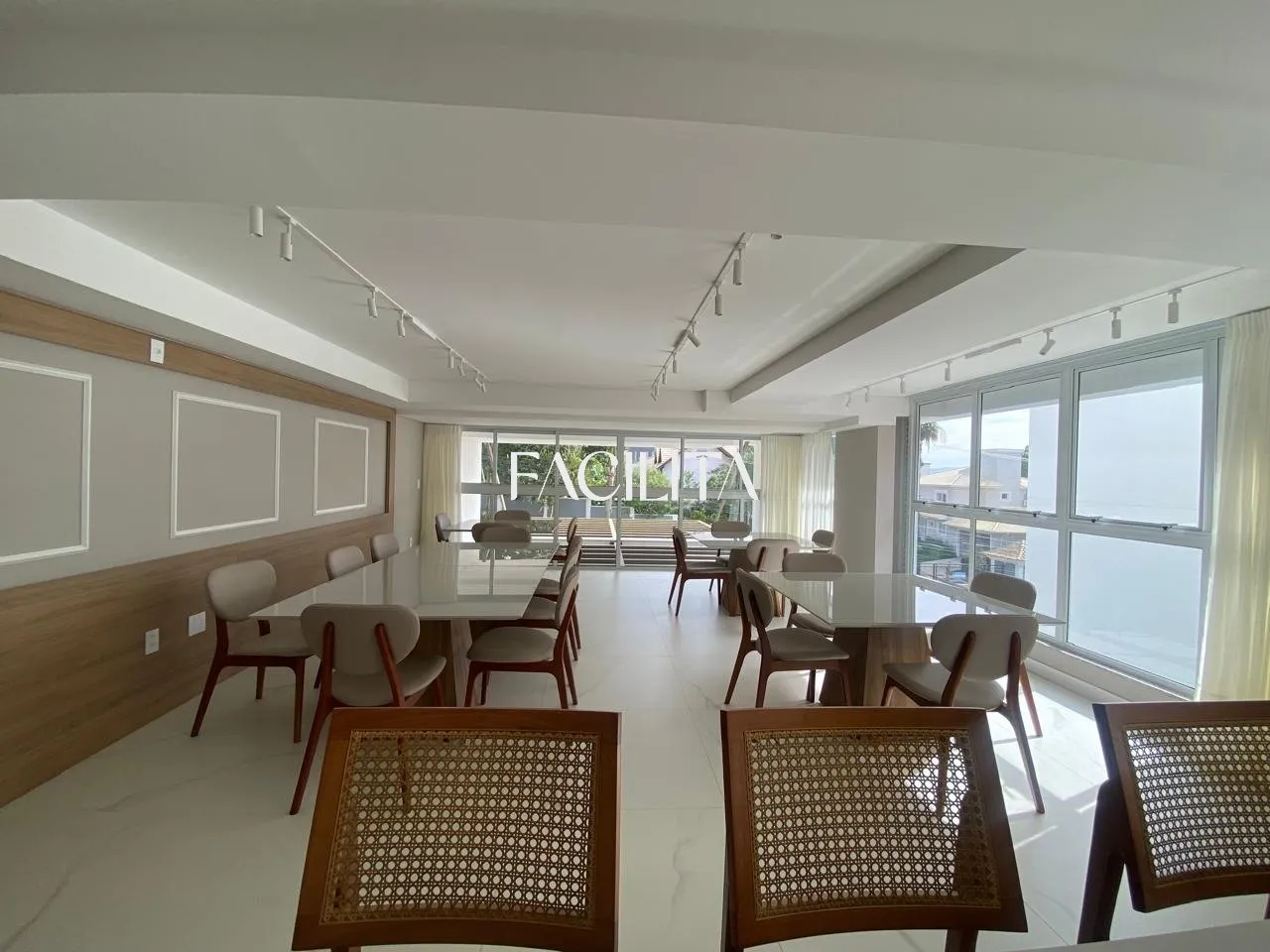 1-bedroom apartment with 3 parking spaces and 120 m² on 4th floor — photo 18