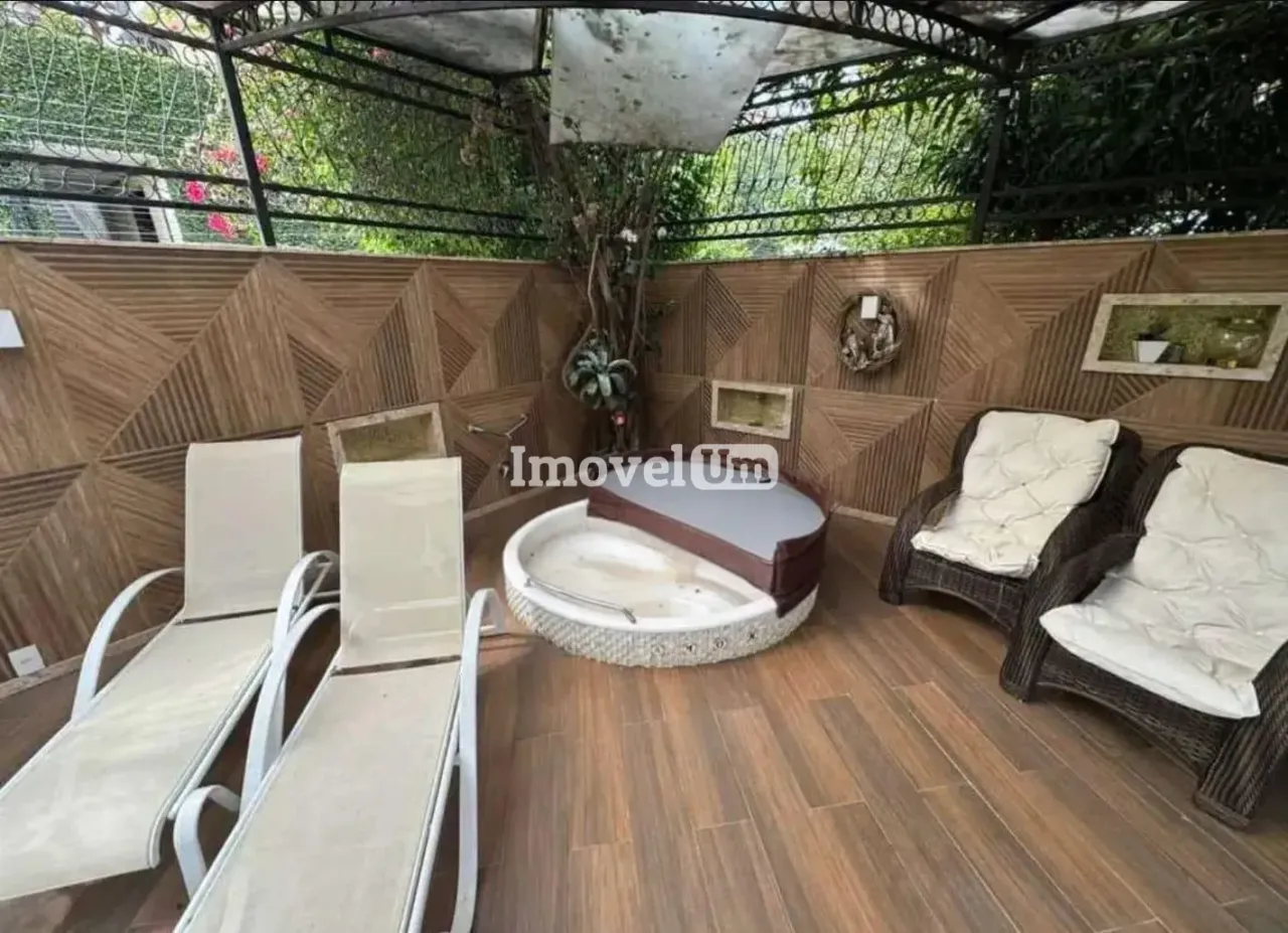 Condominium house with 5 bedrooms and balcony grill — photo 8