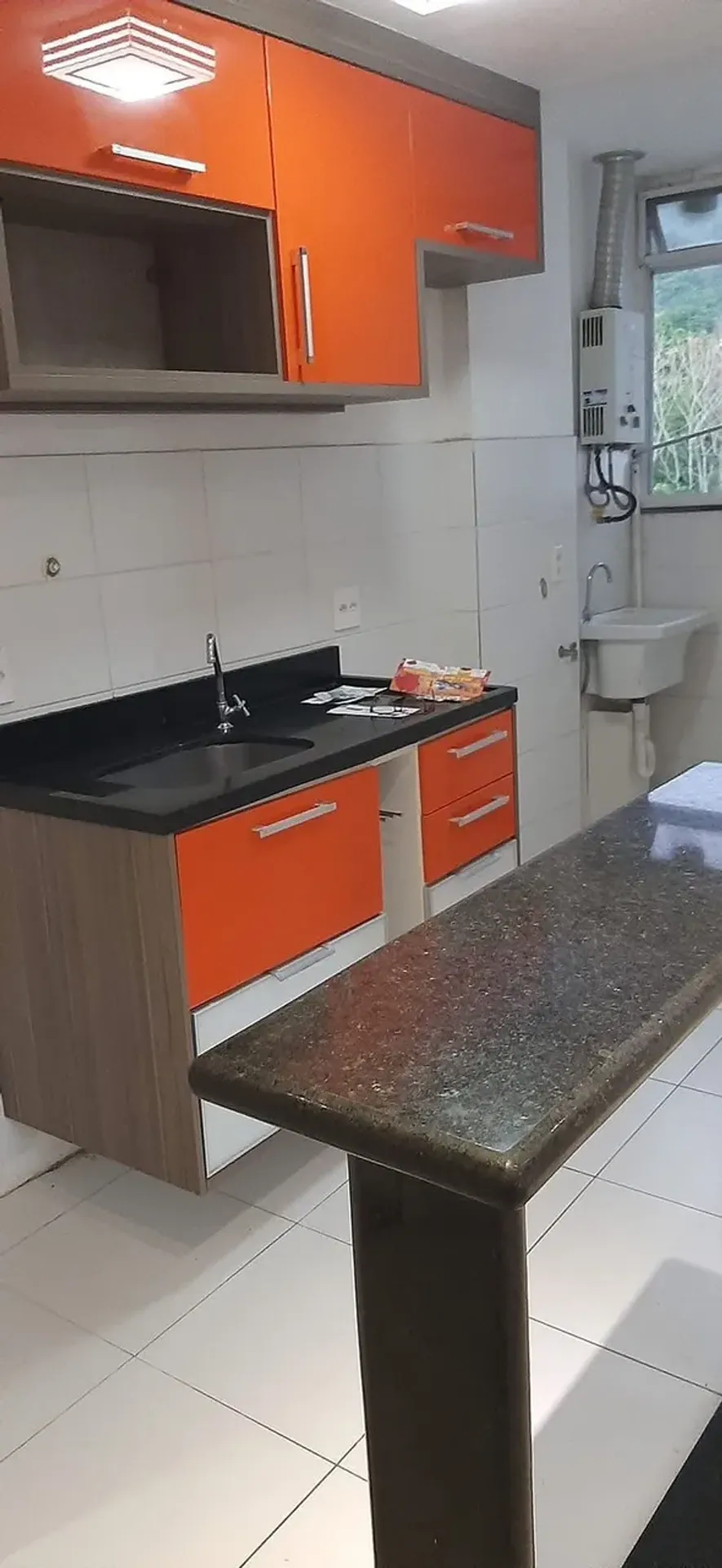 3-bedroom apartment in a building with a pool — photo 2