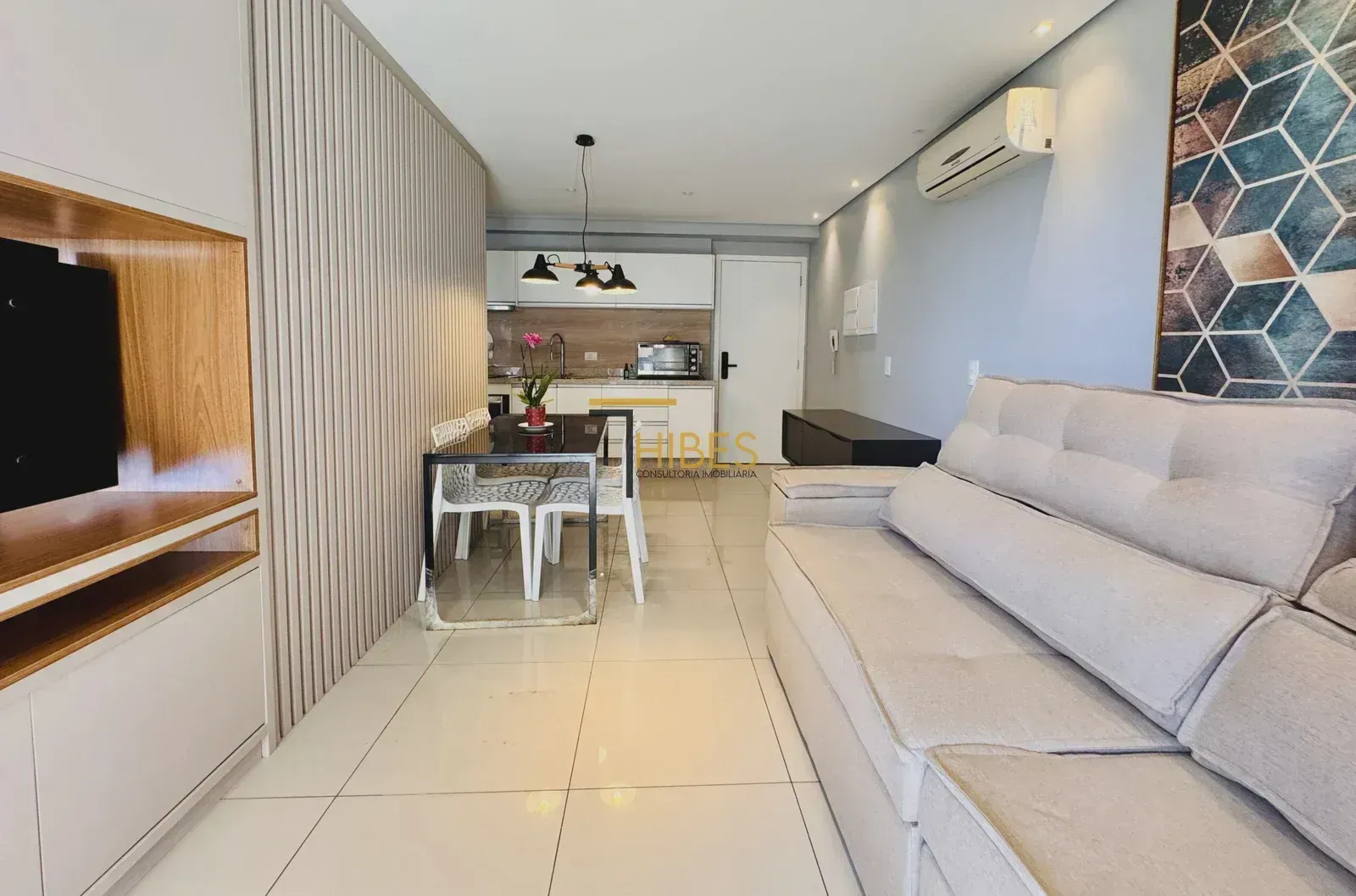 Apartamento de 1 dormitório com cozinha integrada e varanda — photo 12