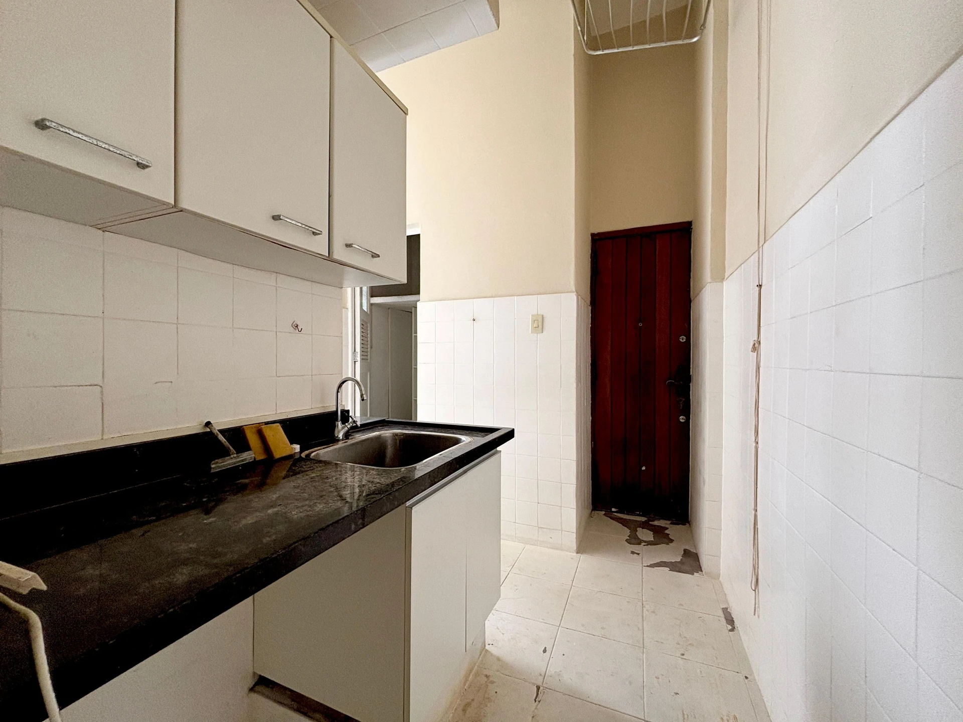 3-bedroom apartment with 2 bathrooms — photo 30
