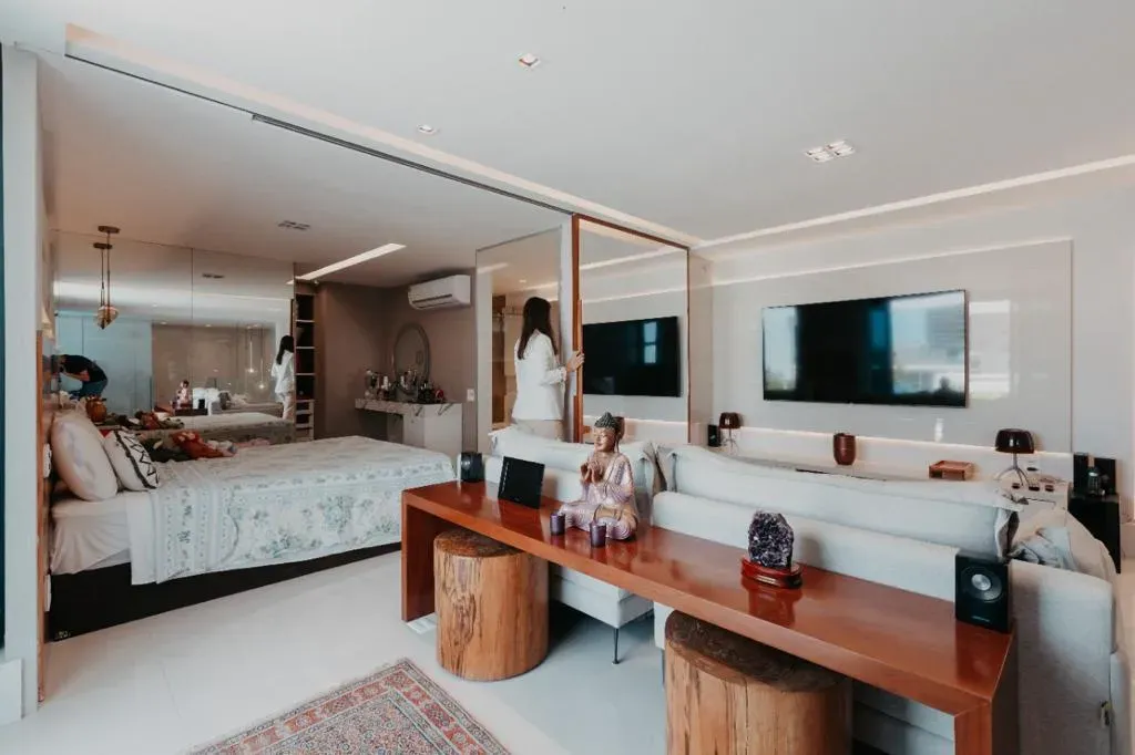 3-bedroom apartment in a building with a sauna — photo 12