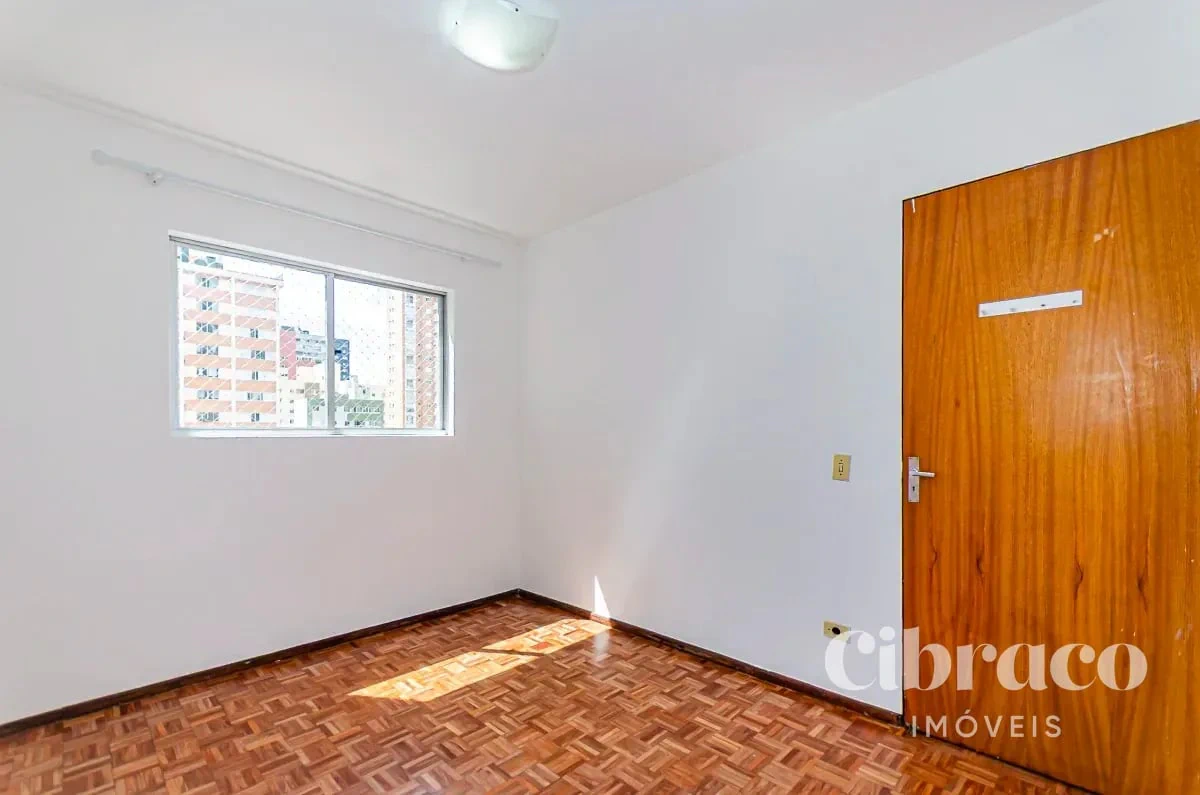Apartamento com piso de madeira ou laminado, Rebouças — photo 7