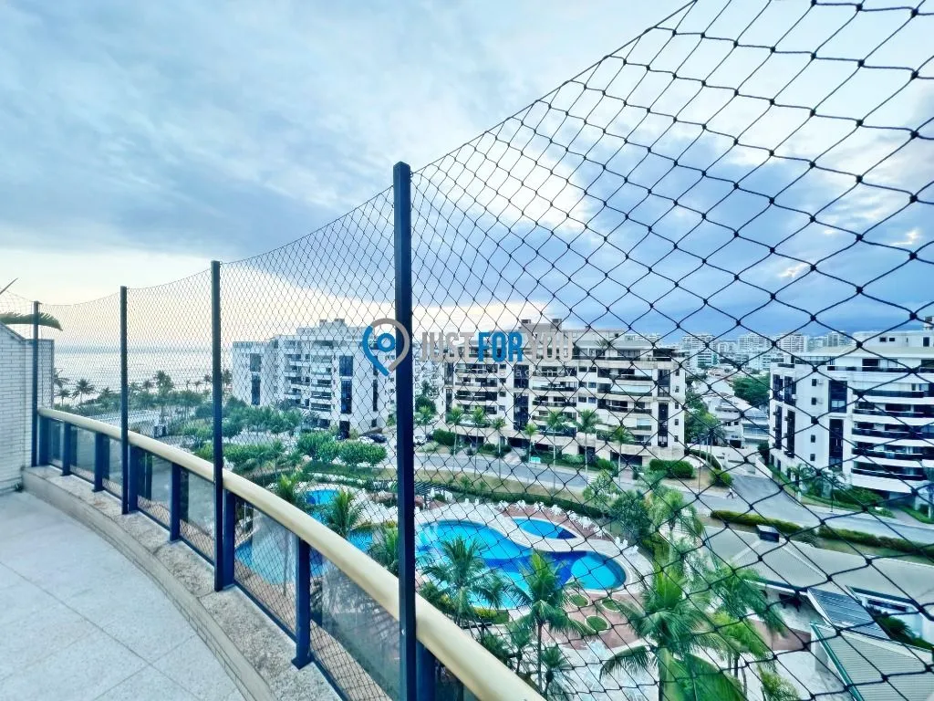 3-bedroom apartment with 5 bathrooms and 370 m² — photo 55