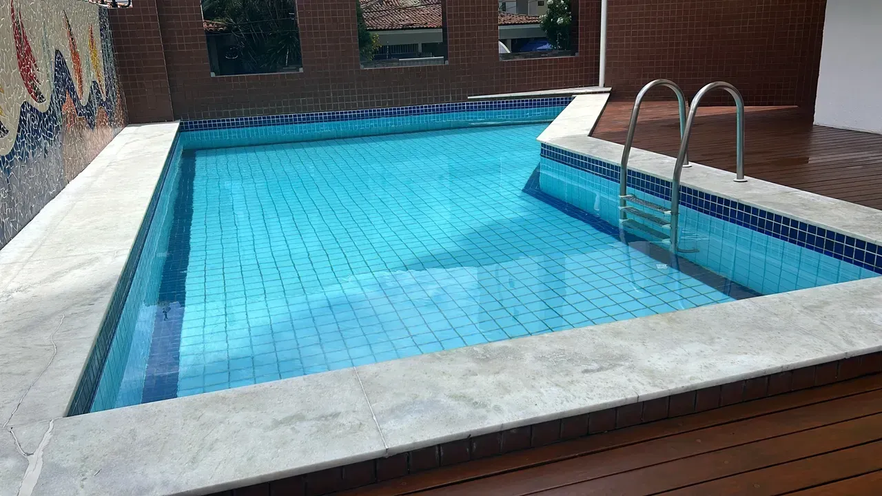 Unfurnished 8th-floor apartment with a balcony — photo 4
