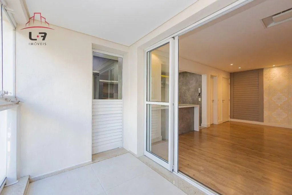 3-bedroom apartment with a grill on the balcony — photo 34