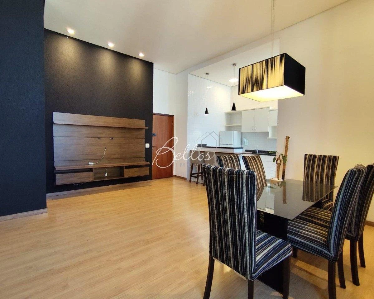 Furnished apartment, 90 m², with floor-to-ceiling windows