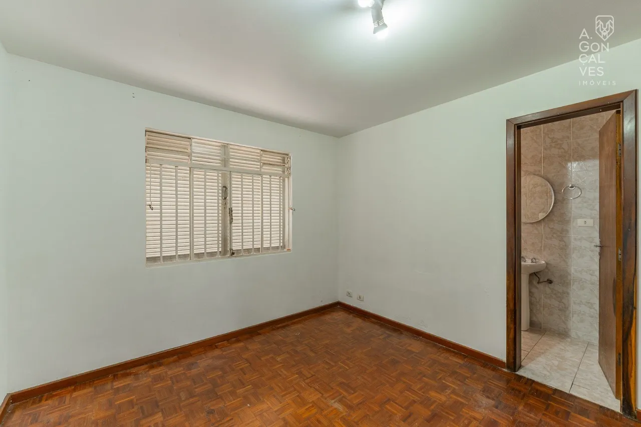 House with 3 bedrooms and 2 parking spaces — photo 11