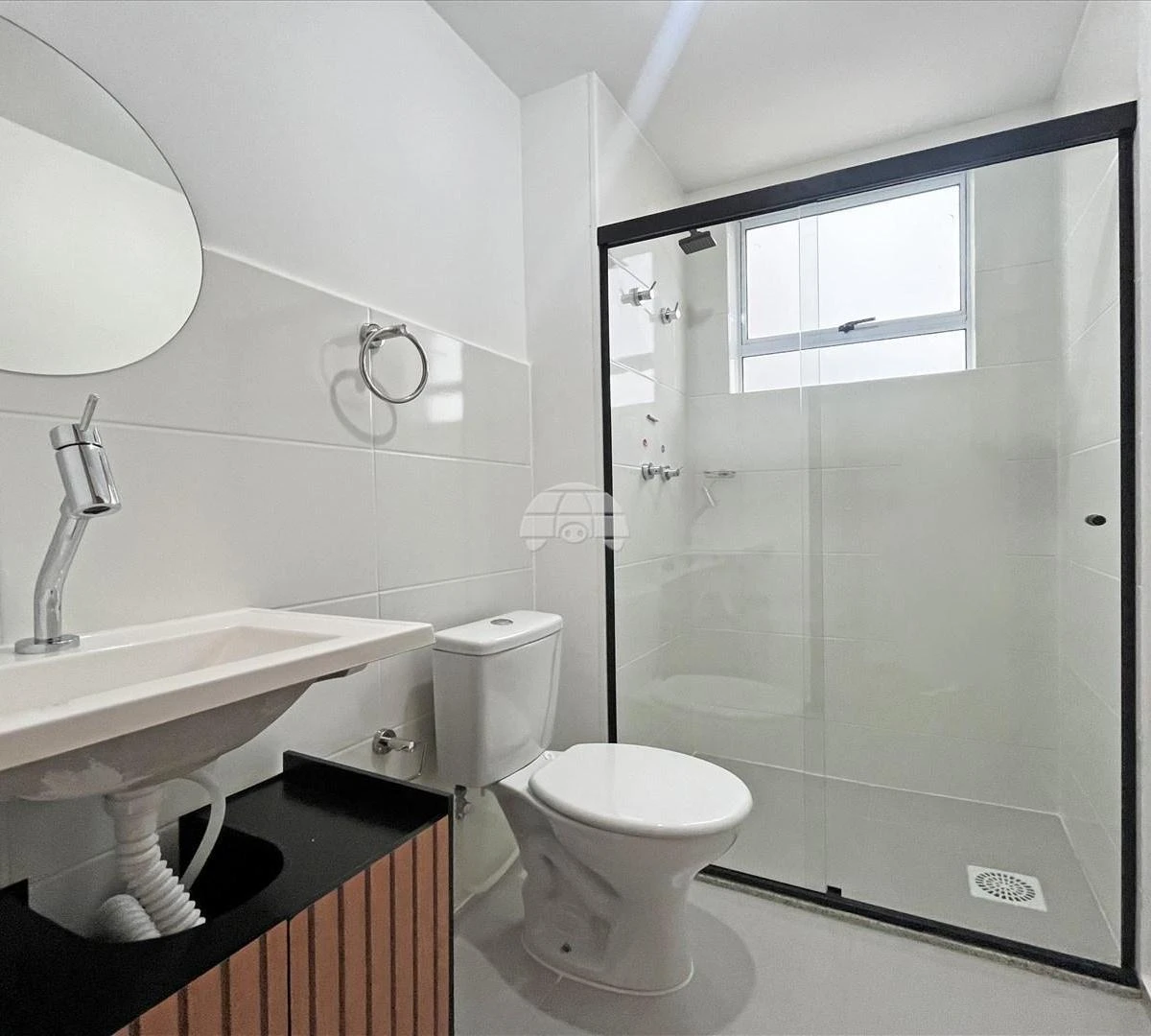 2-bedroom apartment with en-suite and 1 parking spot — photo 12