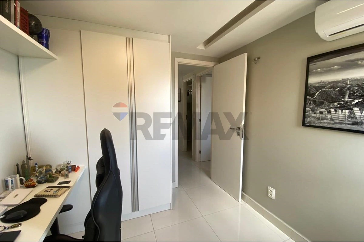 2-bedroom apartment with a water view in João Pessoa — photo 18