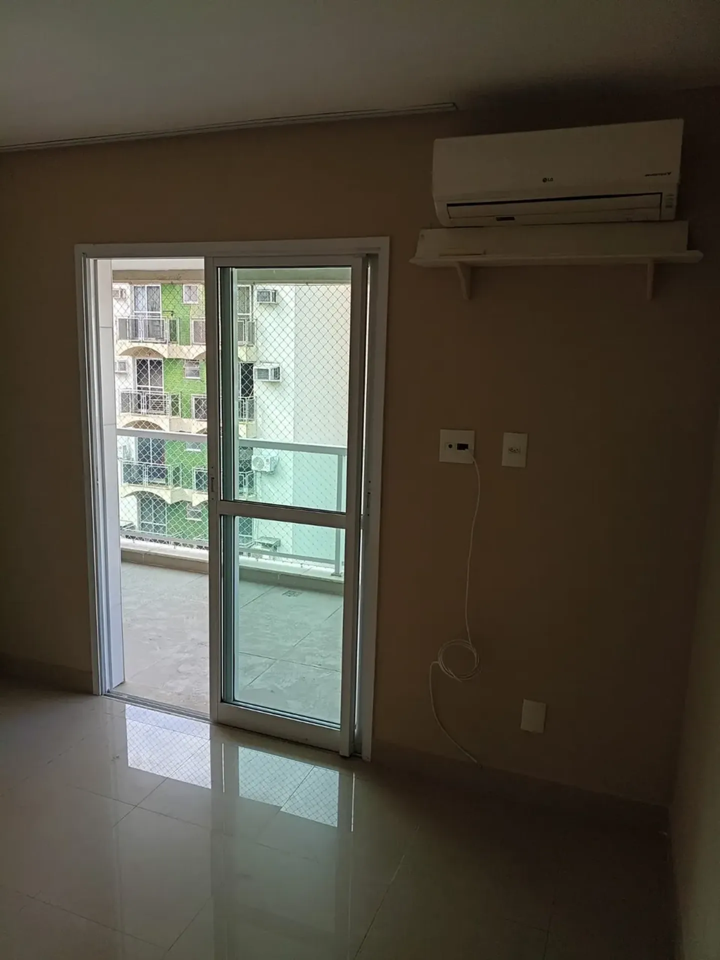 96 m² apartment with 2 bedrooms and 1 en-suite on 5th — photo 6