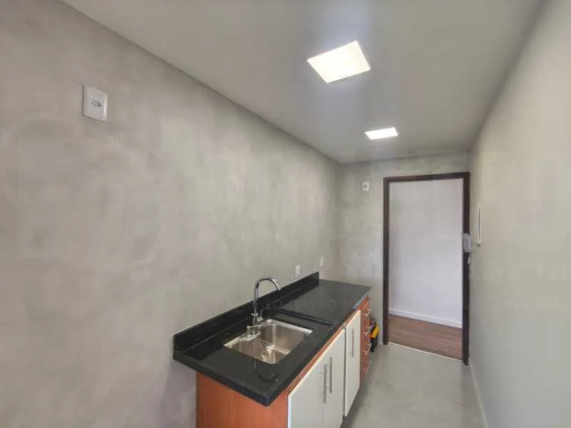 3-bedroom apartment with a mountain view — photo 3