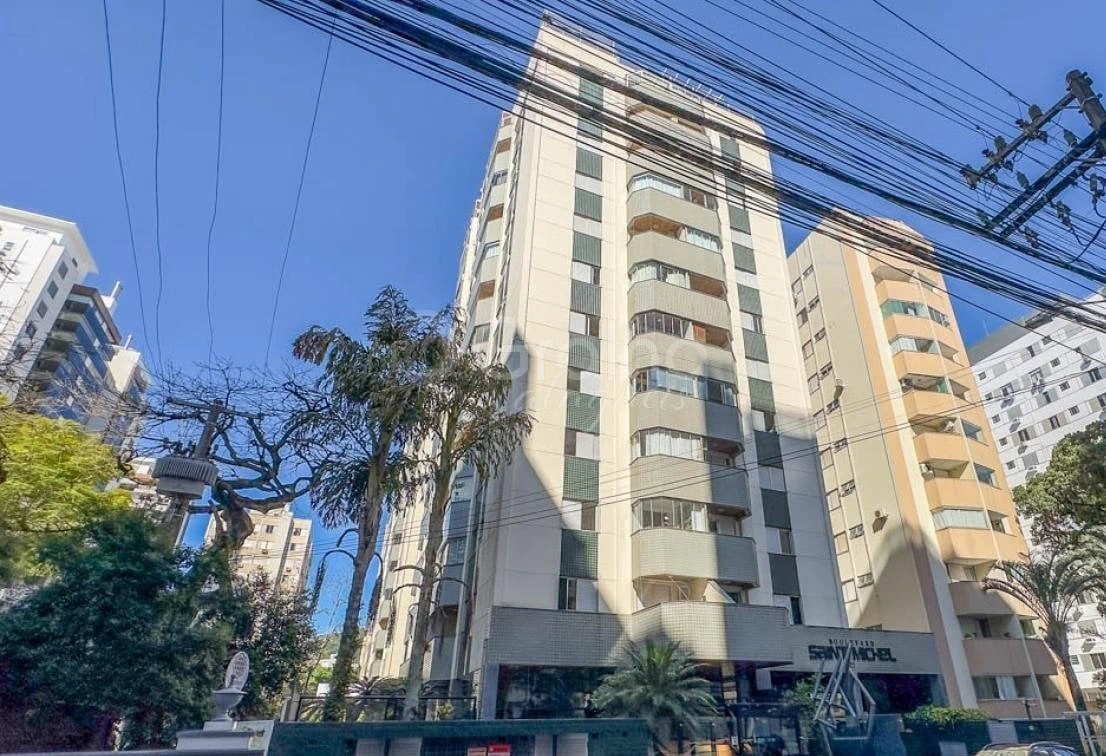 3-bedroom apartment with a washing machine in Florianópolis — photo 10