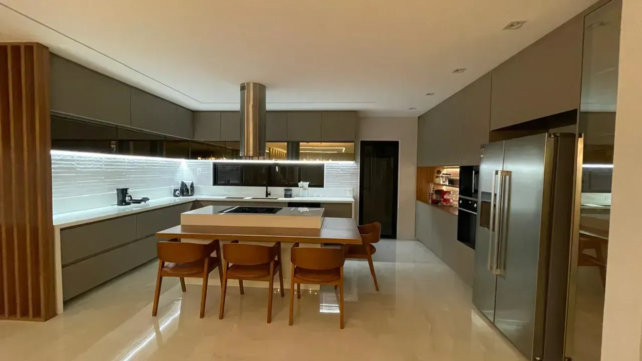 Casa triplex mobiliada com 5 suítes e varanda privativa — photo 16