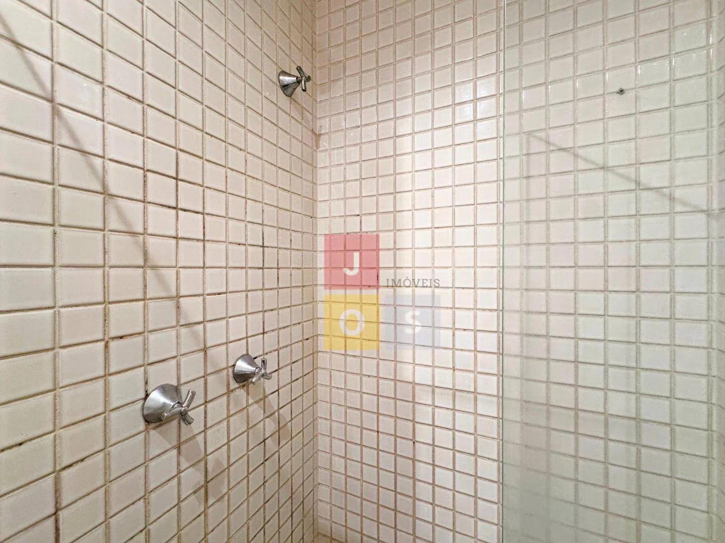 2-bedroom apartment with 2 bathrooms, 72 m² — photo 32