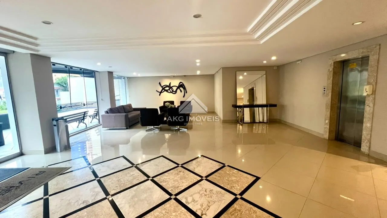 3-bedroom apartment with a home office in Curitiba — photo 5