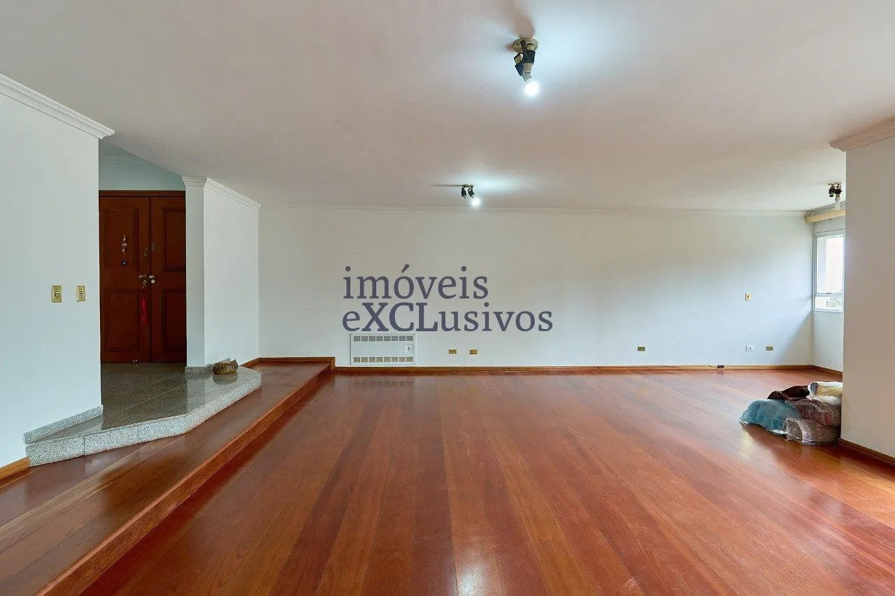 450 m² apartment with 4 bedrooms and 3 parking spaces — photo 5