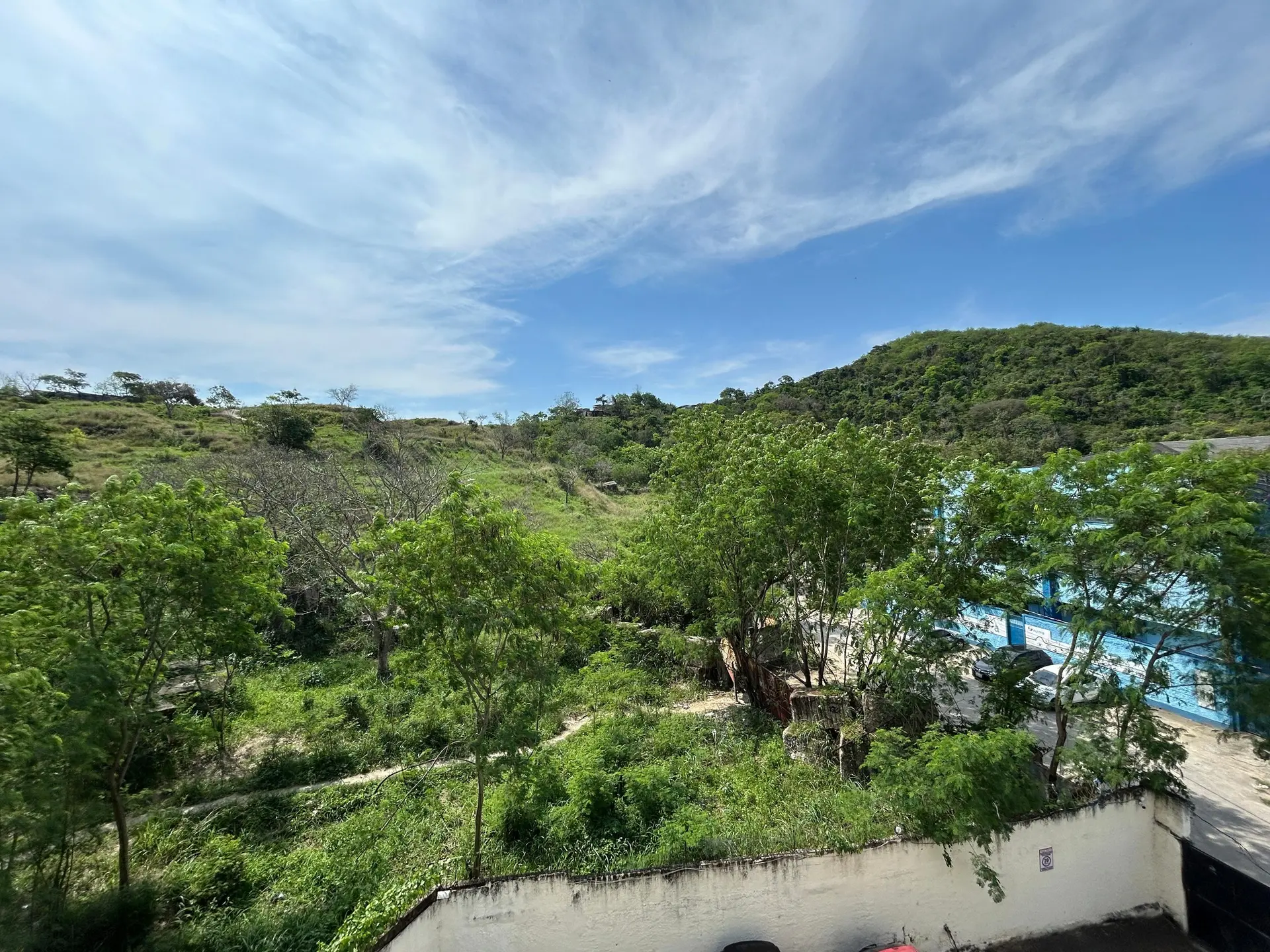 Mountain view in a 2-bedroom apartment, 44 m² — photo 28