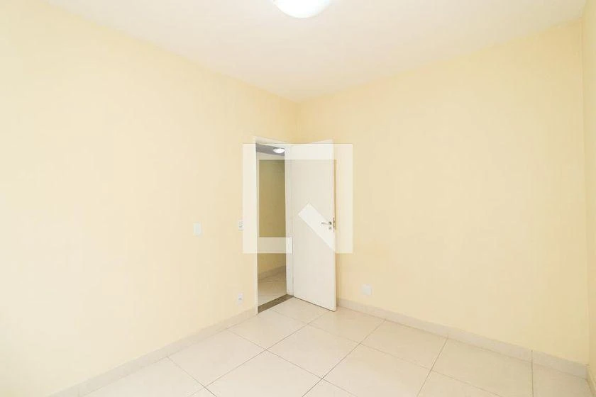 3-bedroom apartment with a mountain view in Rio de Janeiro — photo 32