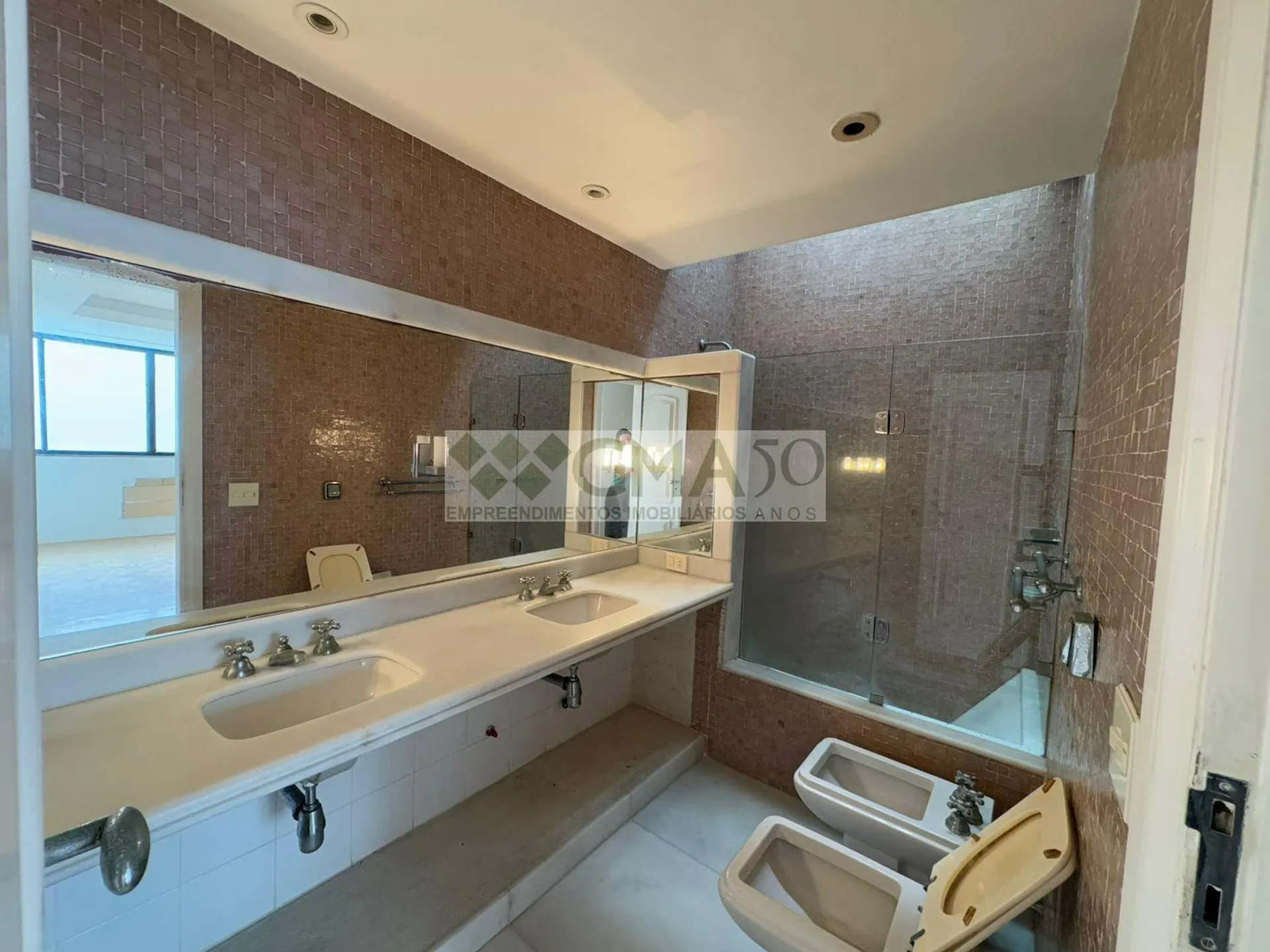 Apartamento com 4 quartos e 4 banheiros, com varanda — photo 16