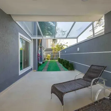 Furnished house, 470 m², with a bathtub — photo 12