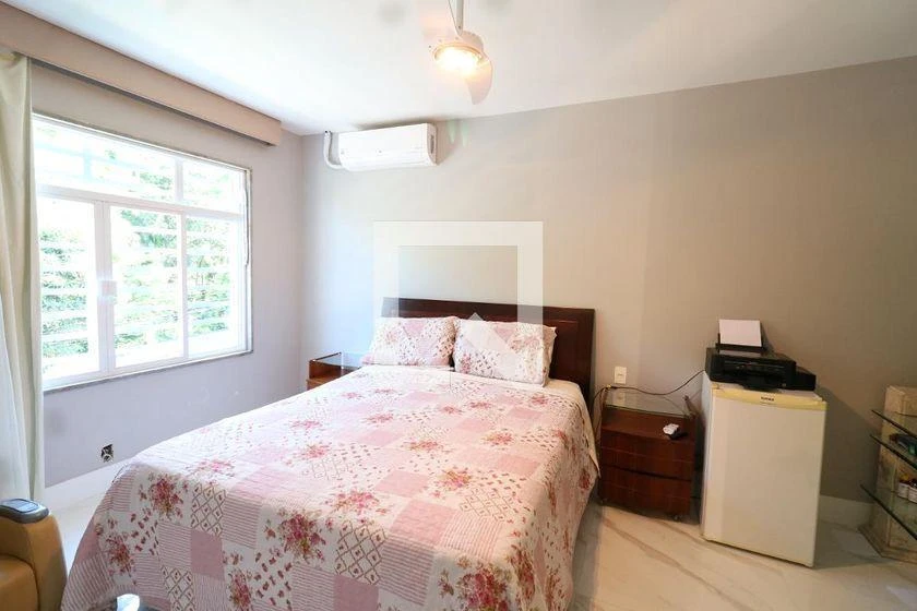 Furnished house with 5 en-suite bedrooms and open kitchen — photo 47