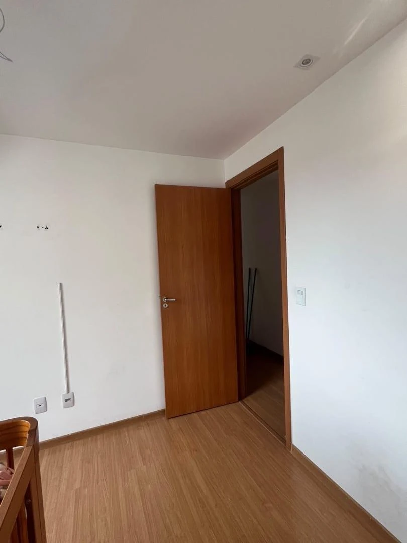 Apartment, 44 m², with wood or laminate floors — photo 3