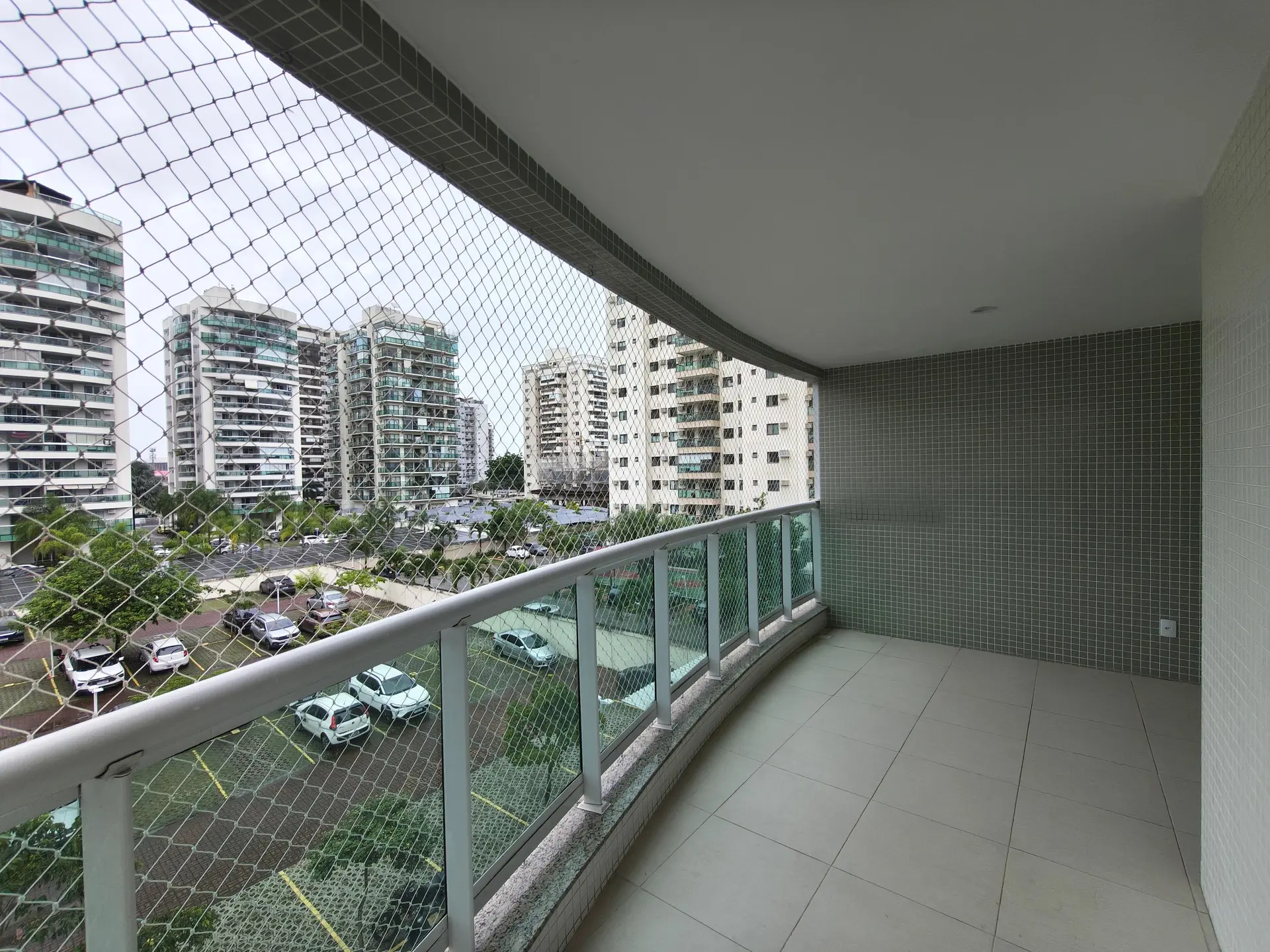 3-bedroom apartment in a building with a sauna — photo 14