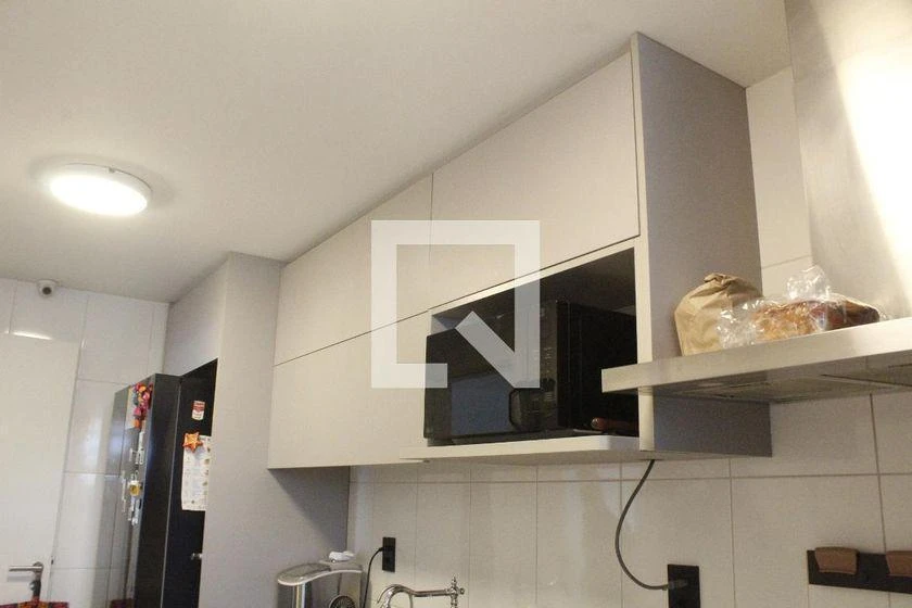 Furnished apartment, 115 m², with a glass-enclosed balcony — photo 15