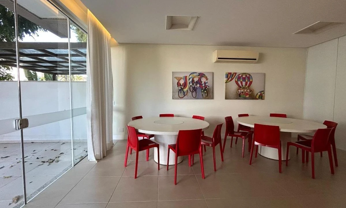Apartment, 88 m², with a grill on the balcony — photo 45