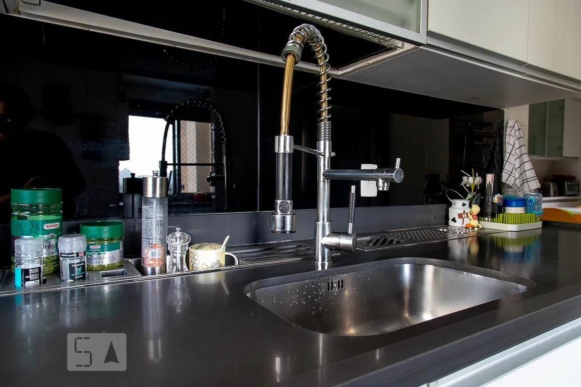 2-bedroom apartment with a home office — photo 24