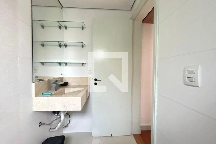 Furnished apartment, 108 m², with floor-to-ceiling windows — photo 41