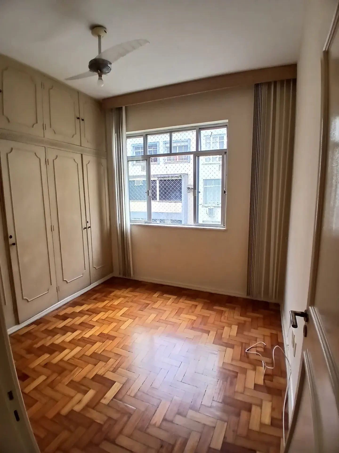 Apartamento de 2 quartos com vaga e vista para a cidade — photo 36