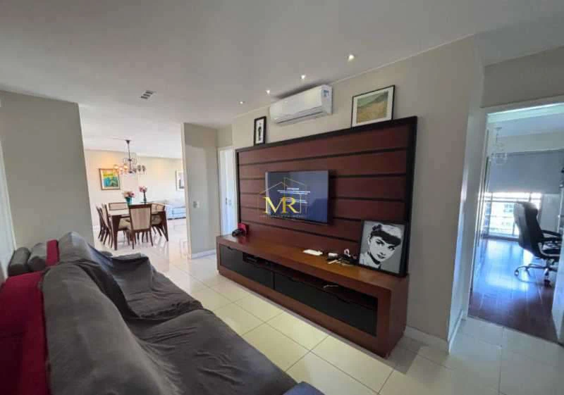 Furnished apartment with 4 en-suite bedrooms and 5 baths — photo 2