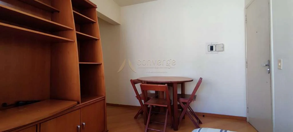 44 m² apartment with 1 bedroom and a fitted kitchen — photo 3
