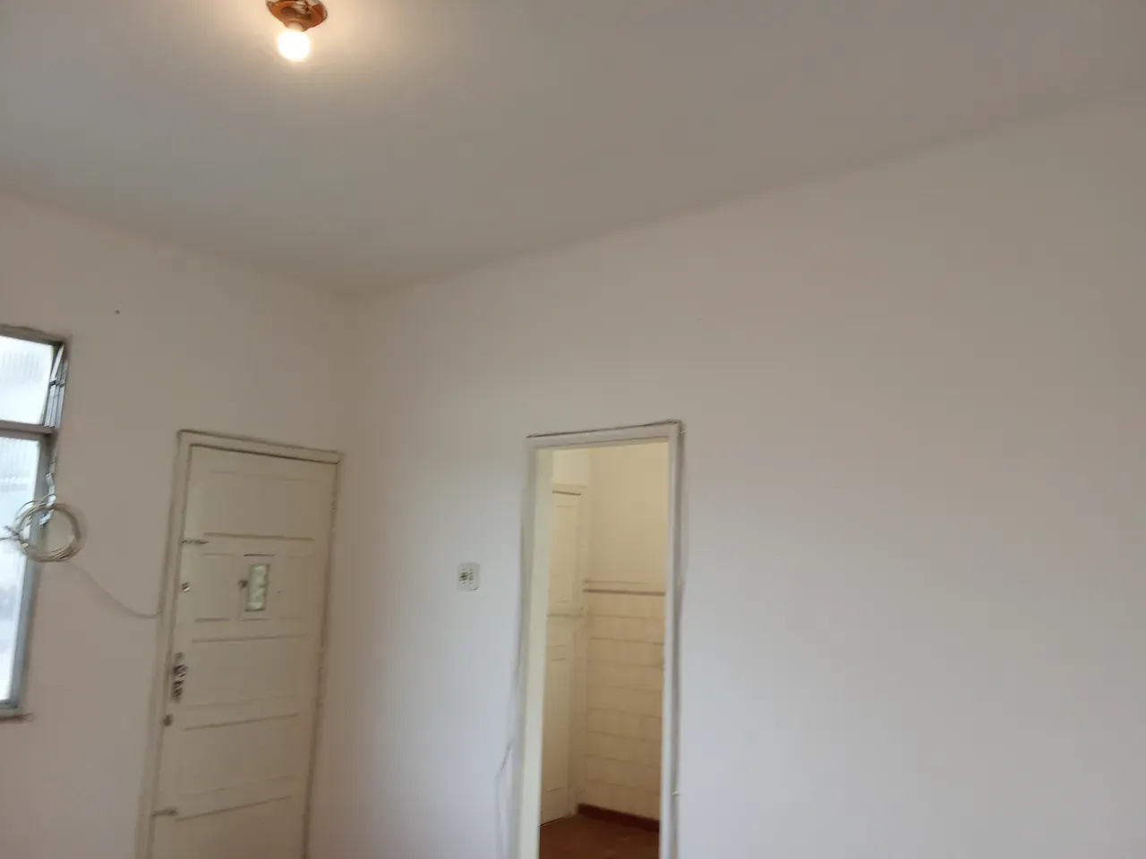 Rental apartment with 2 bedrooms and 1 bathroom — photo 32
