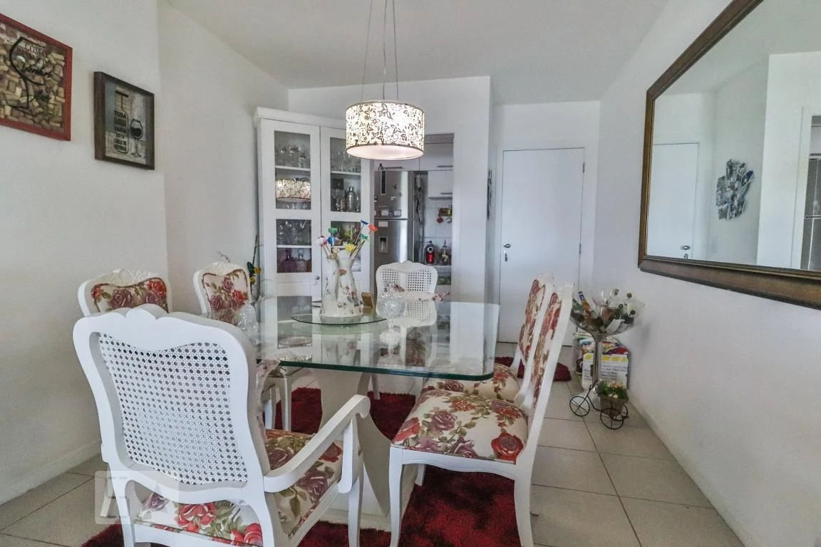 Apartamento para alugar de 100 m² com 3 quartos e varanda — photo 4