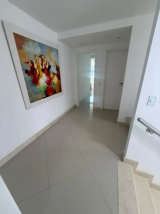 Furnished house with 5 bedrooms and 400 m² — photo 24