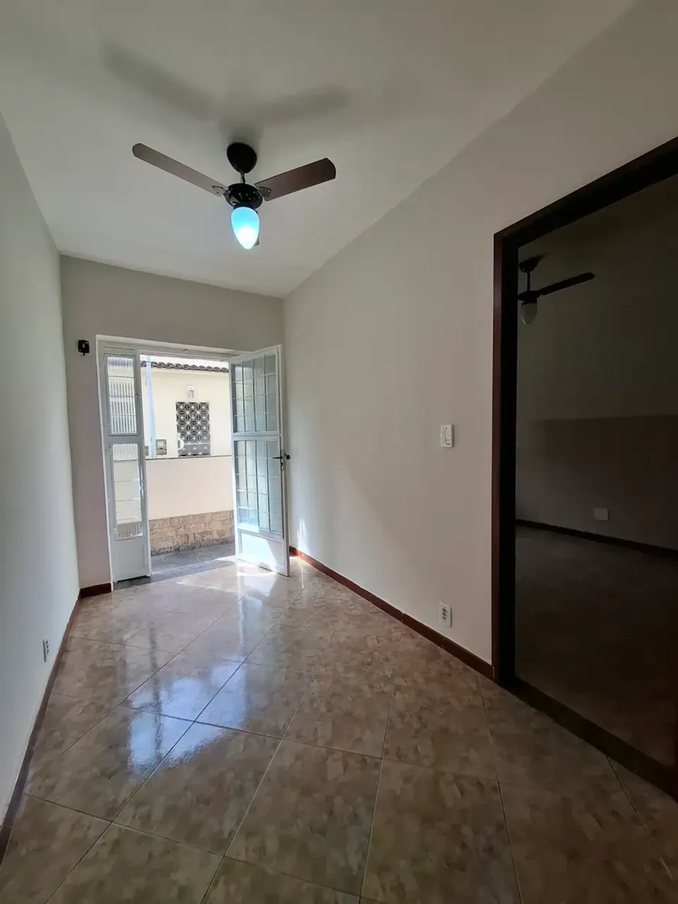 Apartment with built-in kitchen cabinets — photo 7