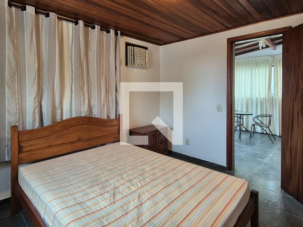 Furnished apartment with 3 en-suite bedrooms and 3 baths — photo 47