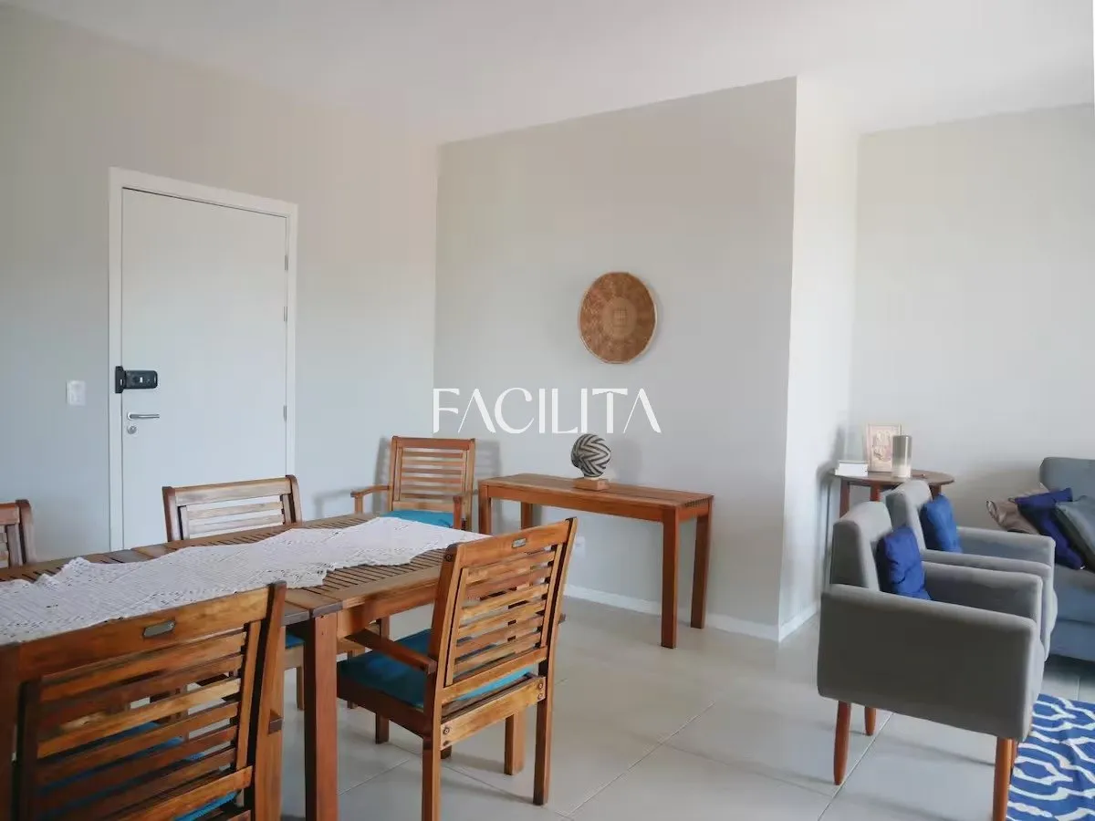 Apartamento amueblado de 3 dormitorios con balcón y parrilla — photo 20