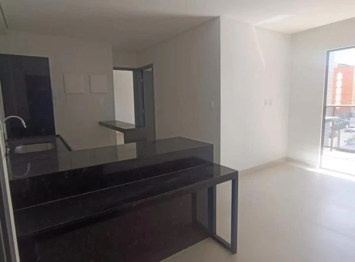 Furnished 2-bedroom apartment with en-suite — photo 2