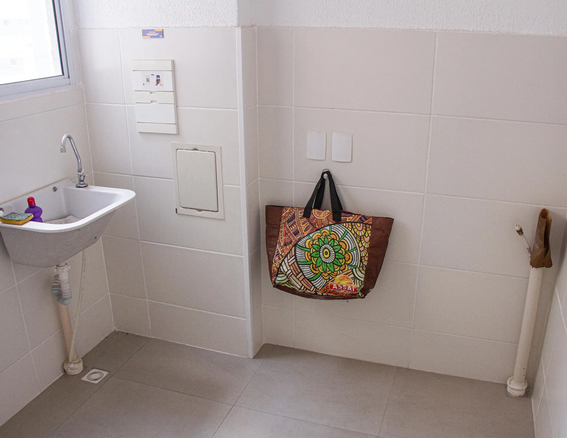 2-bedroom rental apartment with laundry area — photo 14