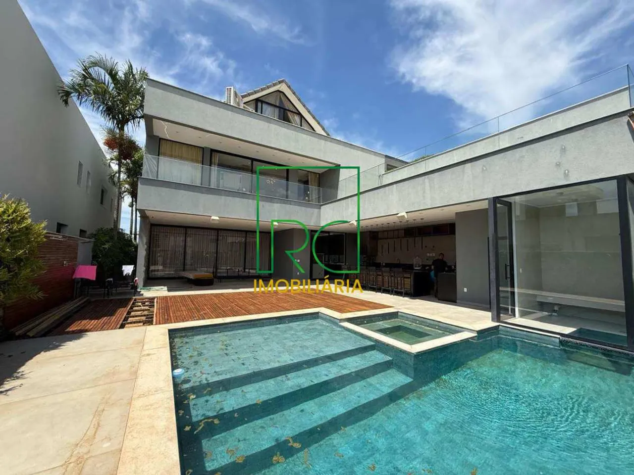 Furnished house with 5 bedrooms and 5 bathrooms — photo 14