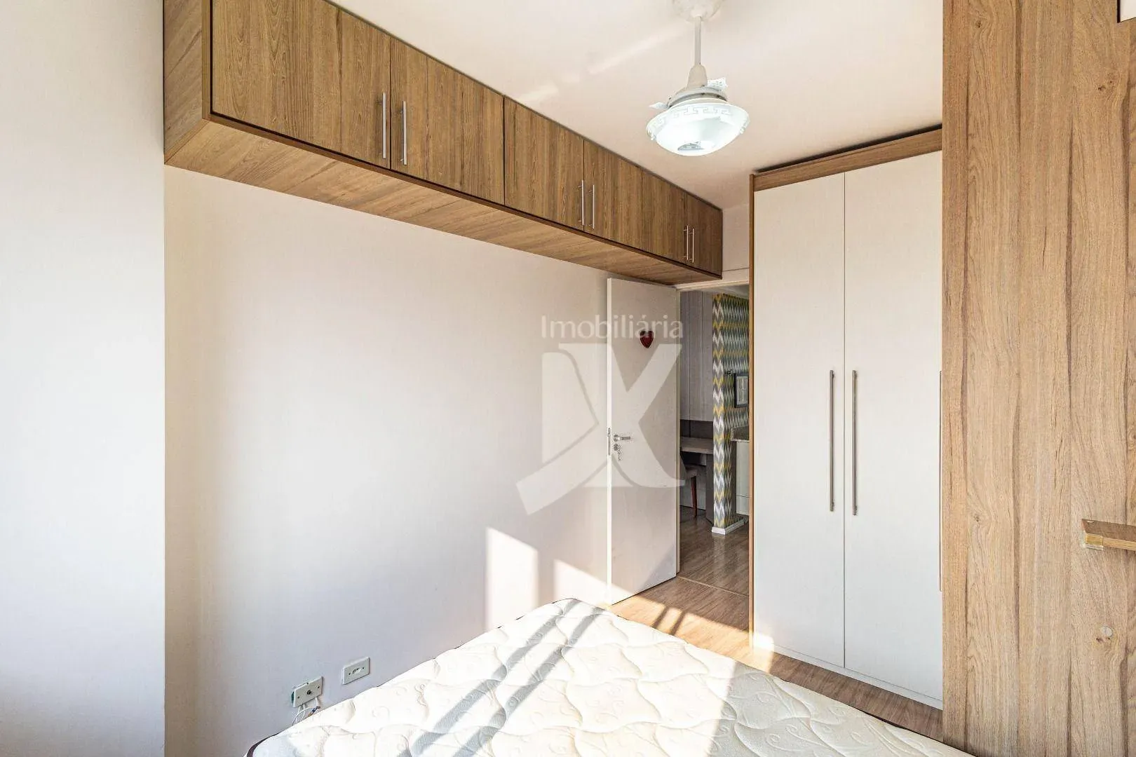 Wood or laminate floors in a one-bedroom apartment, 47 m² — photo 6