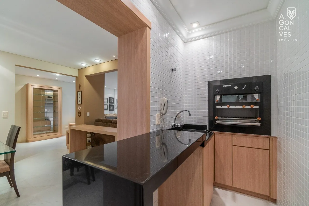 Apartamento amueblado de 175 m² con 3 dormitorios y 1 suite — photo 11